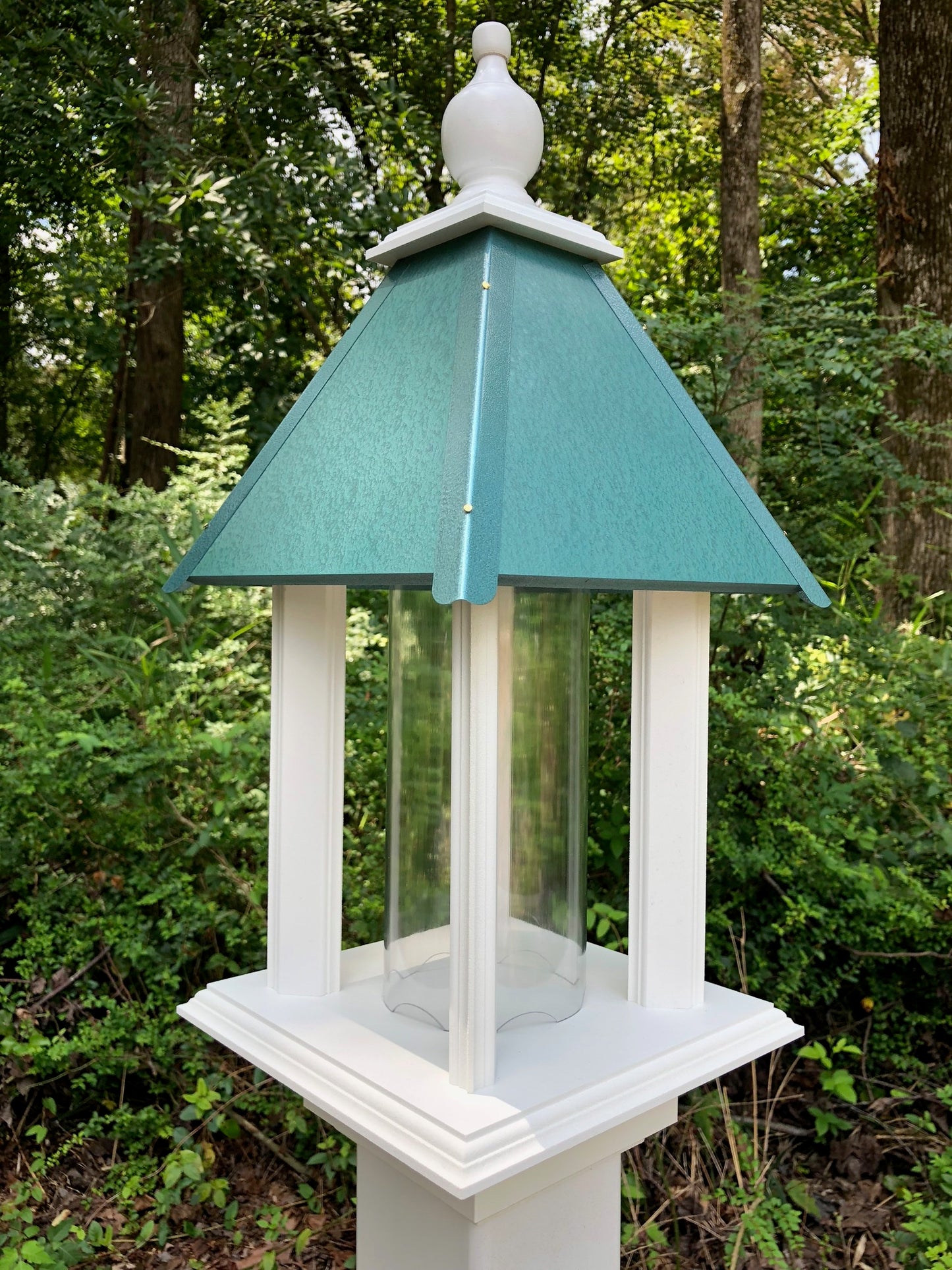 Pavilion Feeder